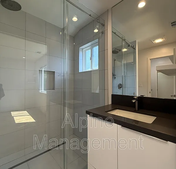 1163 W Iowa Ave — Photo 16