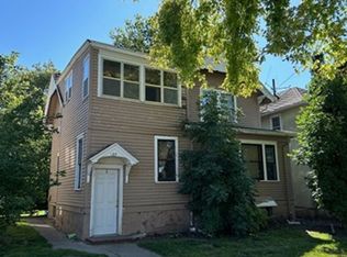 122 9th St S #2, Fargo, ND 58103