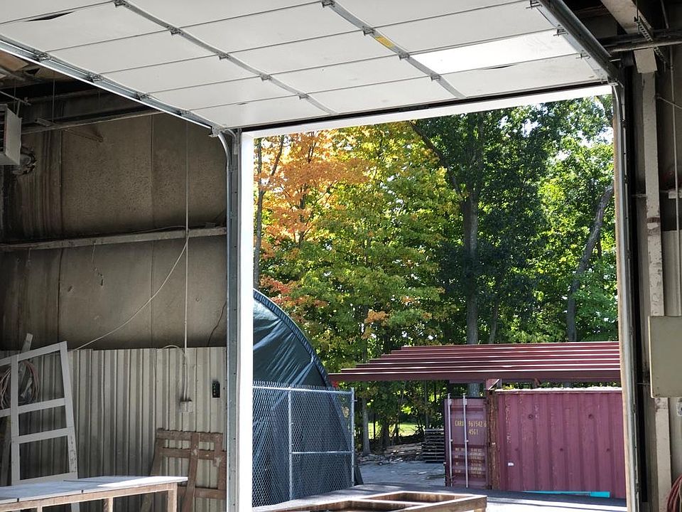2nd image of 199 Turnpike St