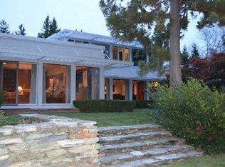 2 White Birch Ln, Barrington, RI 02806