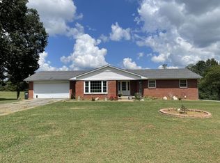 64 Idaho Rd, Leoma, TN 38468