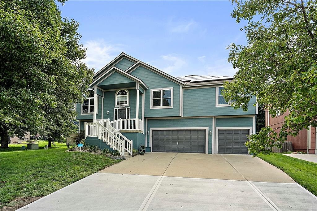 5727 Lakecrest Dr, Shawnee, KS 66218 MLS 2446097 Zillow