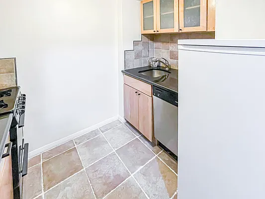Sold by Prevu Real Estate, LLC | media 4