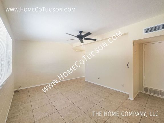 5th image of 2235 N Catalina Ave