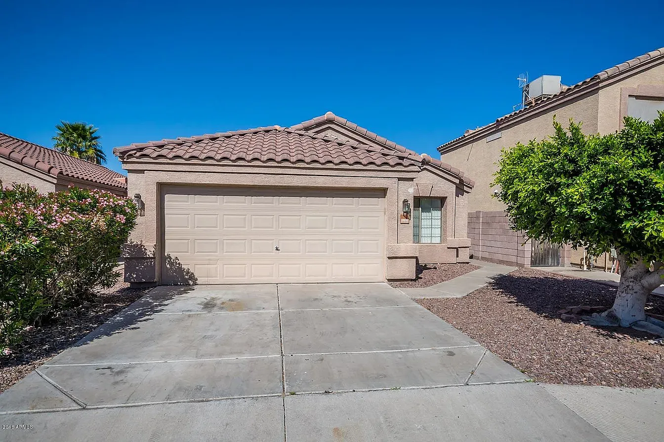 10864 East Clovis Avenue - 1 — Photo 1