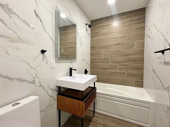 3rd image of 223 S 4th St #4A