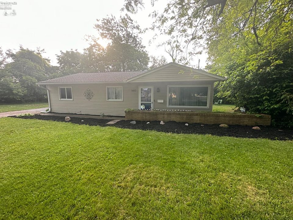 1st image of 1490 Dixon Dr