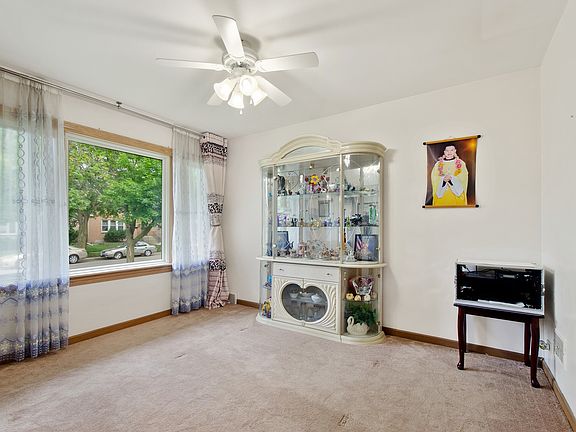 3rd image of 6135 N Keeler Ave