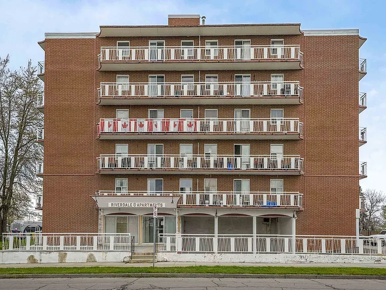9 Riverdale Dr #205 — Photo 10