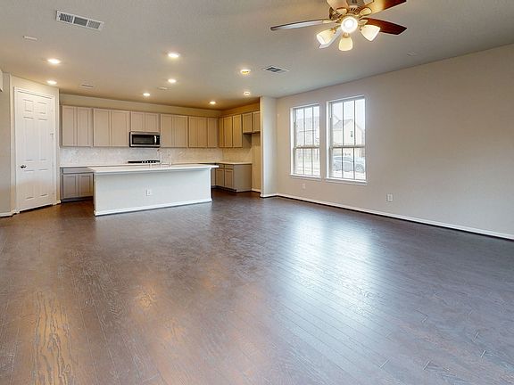 Lakeshore at Towne Lake - Monroe Interior Image 4