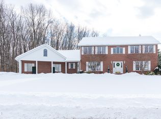 8 Malden Lane, Delmar, NY 12054