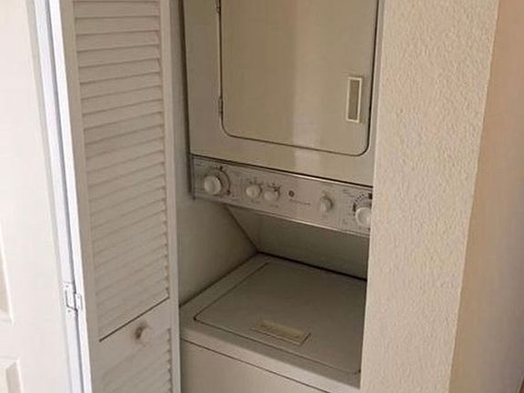 5th image of 12588 Carmel Creek Rd Unit 17