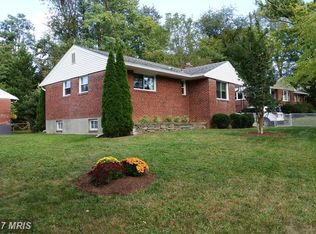 1900 Henry Rd, Rockville, MD 20851