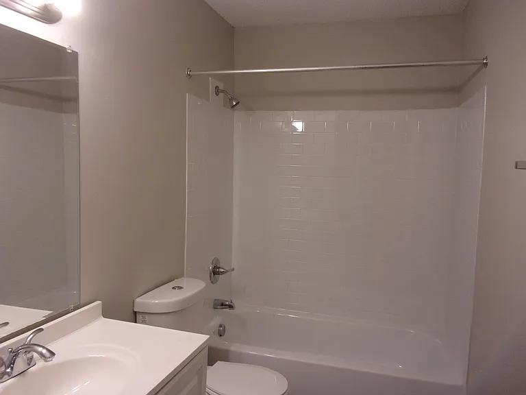 408 Ebenezer Ave — Photo 26