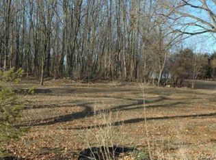 1000-2000 Valley Rd E, Adrian, MI 49221