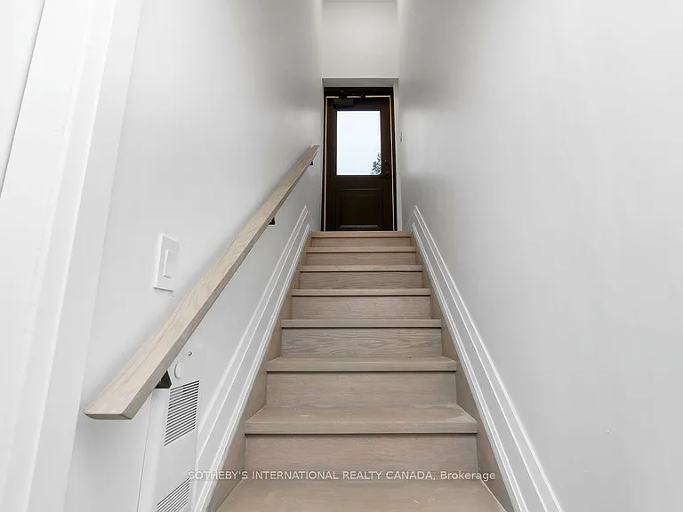 44 Larkin Ave #D-4 — Photo 4