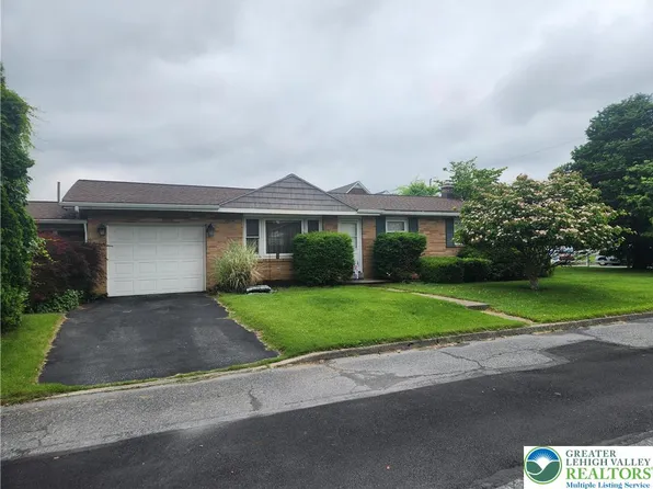 40 Washington Ave, Northampton, PA 18067