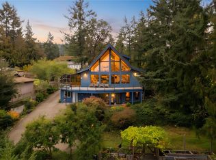 6869 Philip Rd, Lantzville, BC V0R2H0