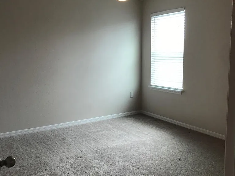 Mother-in-law suite with connecting full bathroom