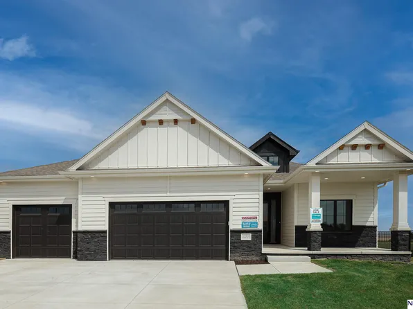 12715 79th St, Papillion, NE 68046
