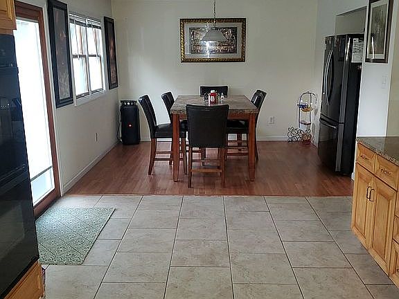 3rd image of 48 Meadow Ave