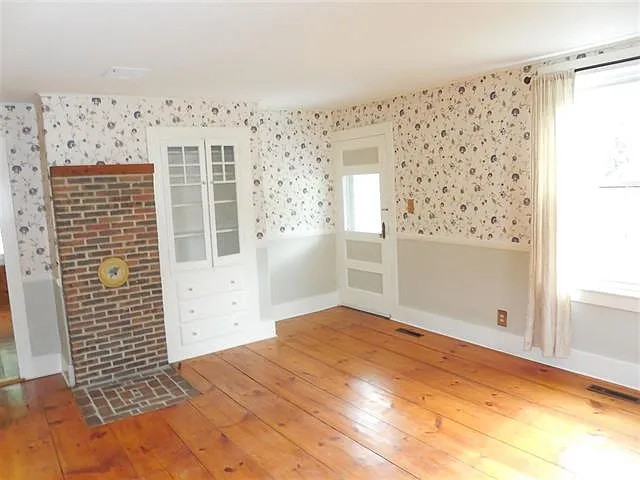 100 Haverhill Rd — Photo 7