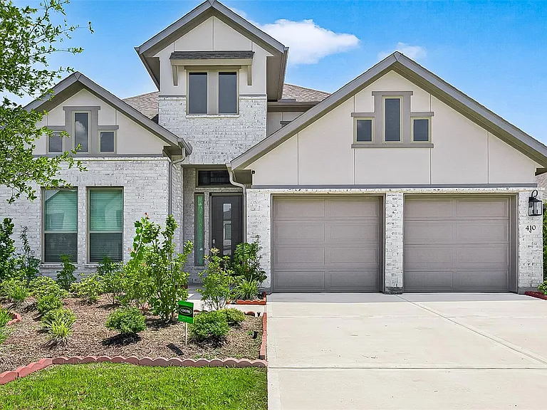 410 Mercury Sky Rd — Photo 6