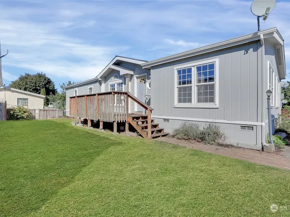 300 Park Avenue #17, Buckley, WA 98321