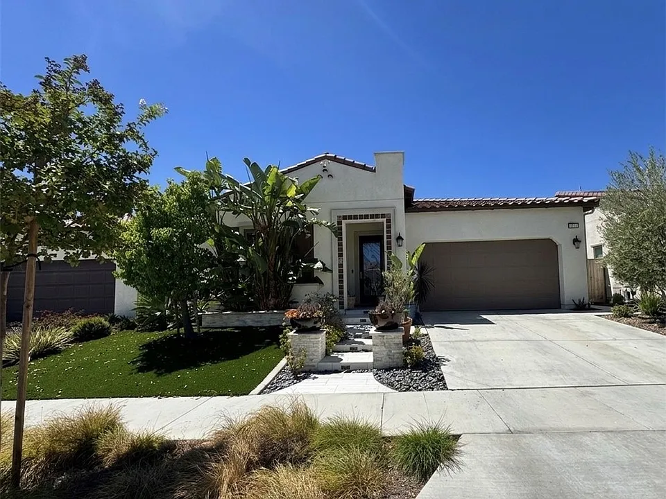 2323 Palmer Dr