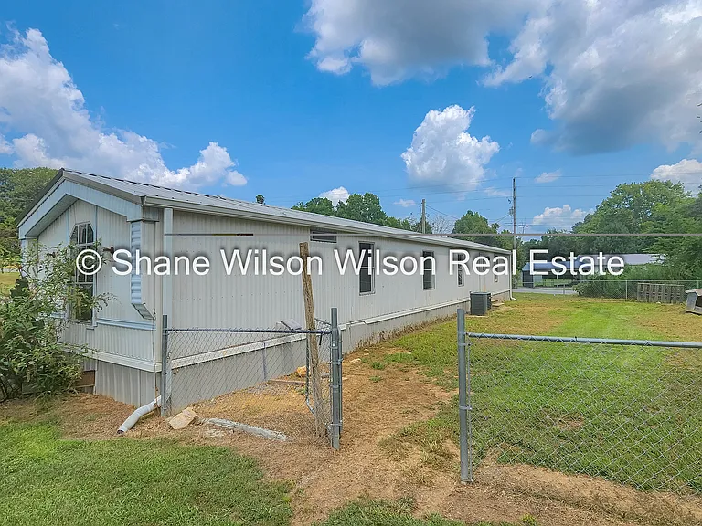 133 Mandalay Way — Photo 4