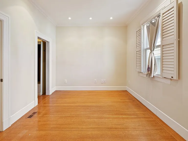 1264 Sacramento St — Photo 19