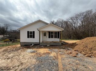 113 River Dr, Randleman, NC 27317