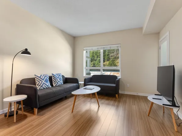 7445 Frontier St #202, Pemberton, BC V0N 2L1