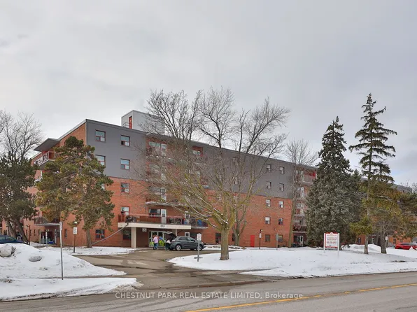 900 Glen St #106, Oshawa, ON L1J 5Z5