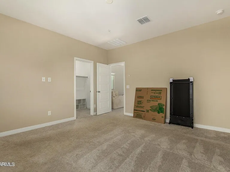 2268 W Laurie Ln — Photo 19