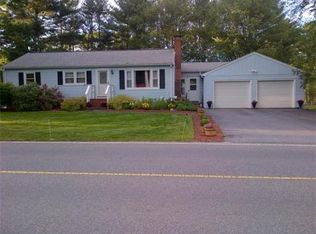 37 Smith St, Chelmsford, MA 01824