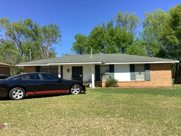 1105 Oakbrook Dr, Montgomery, AL 36110