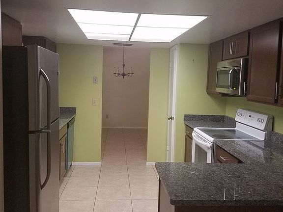 4th image of 115 Tijuana Dr