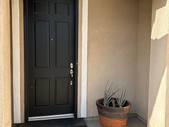 2nd image of 664 W Calle La Bolita