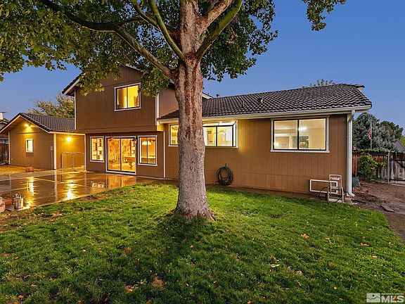3rd image of 1502 Winterwood Ave