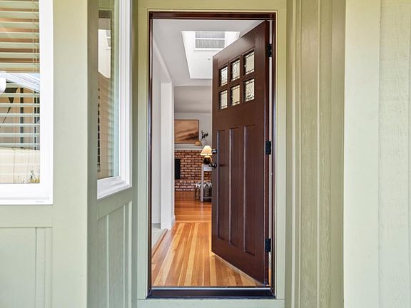 4th image of 2802 Sycamore Way