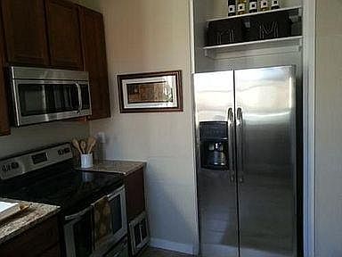 5th image of 617 E 16th Ave
