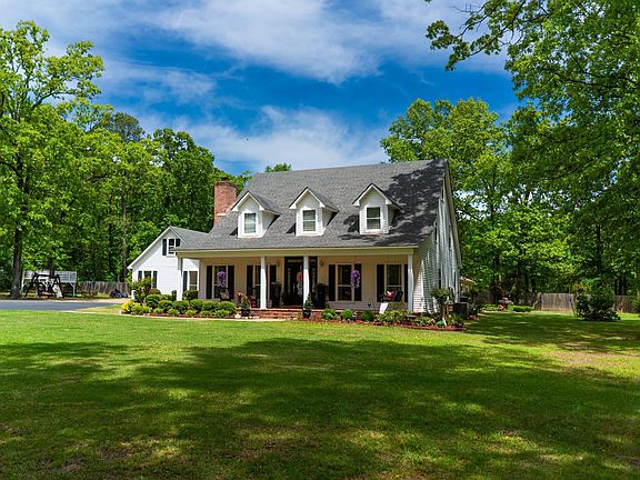 3rd image of 134 Allen Dr