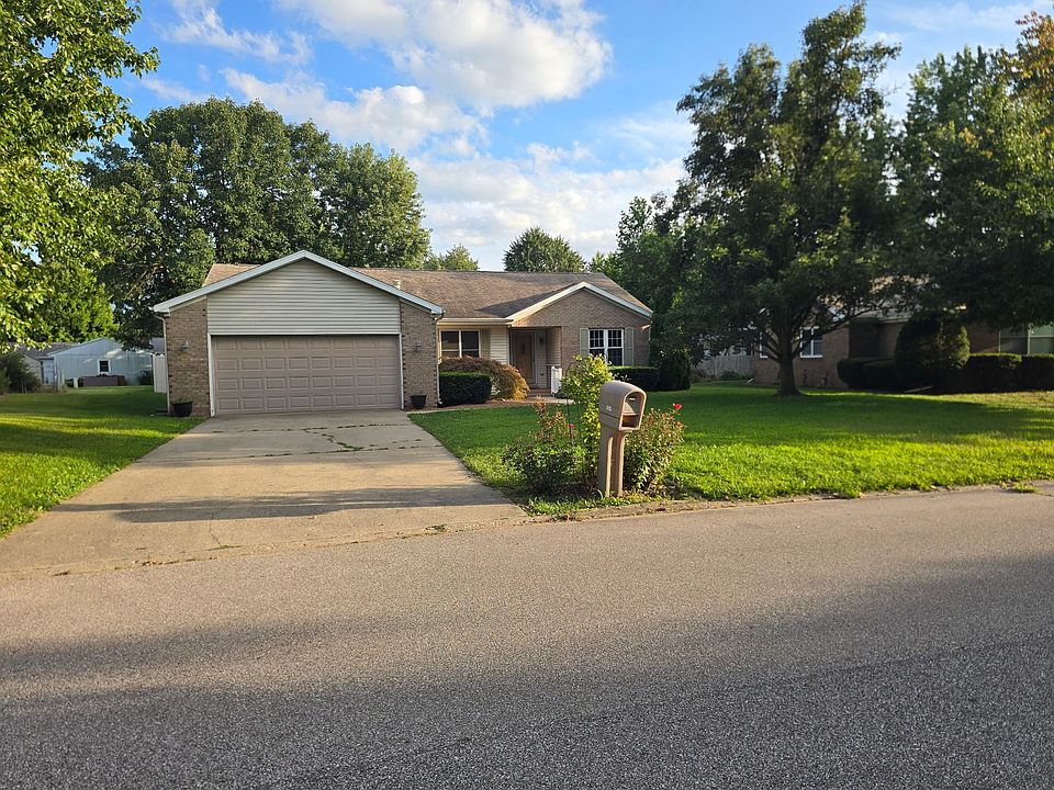 1st image of 1504 Heather Ln