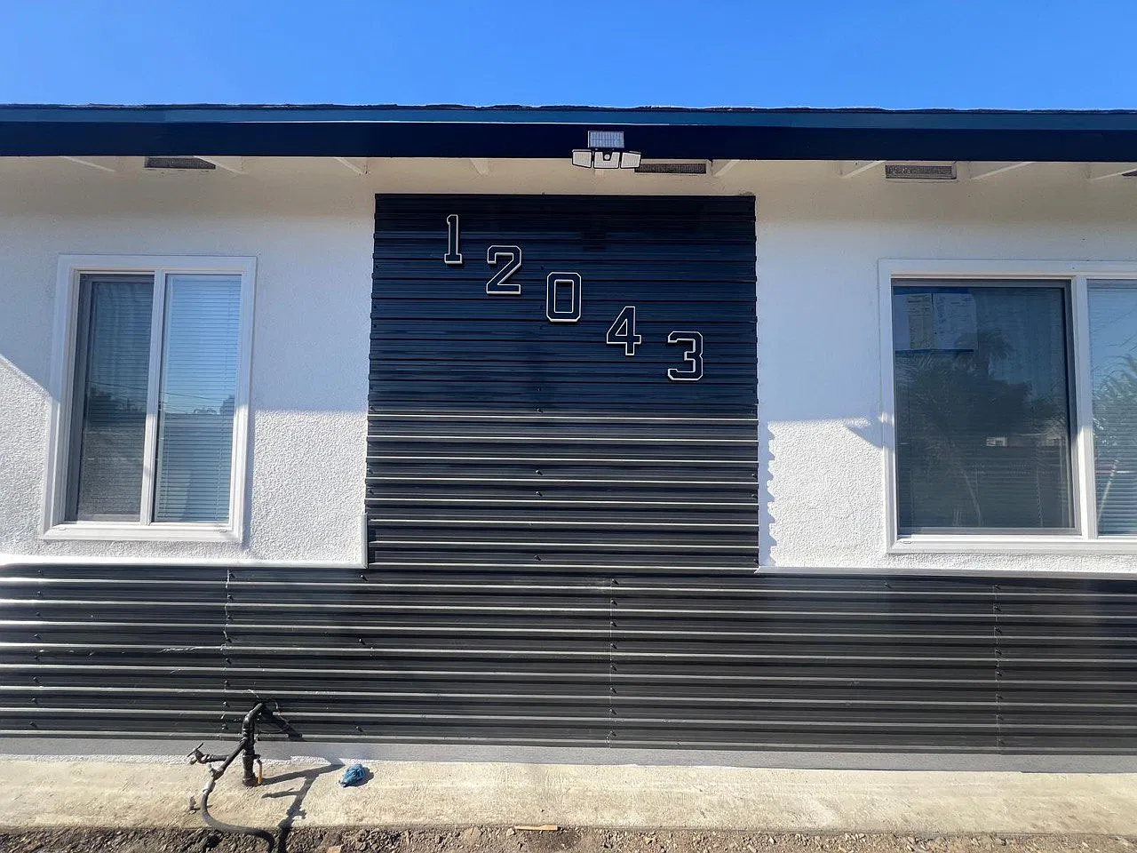 2 bed, $2,450 — Photo 2
