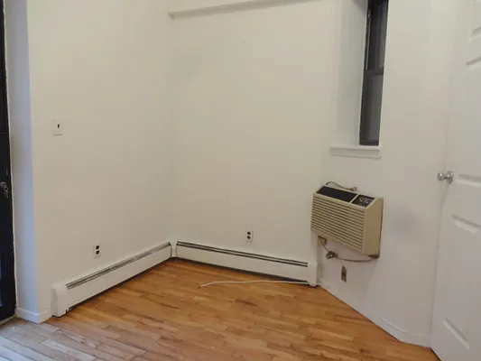 Rented by Prince Real Estate Associates LLC | media 34