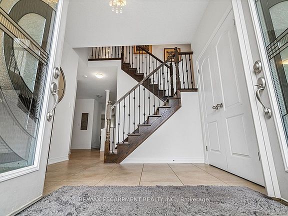 5th image of 204 Vinton Rd