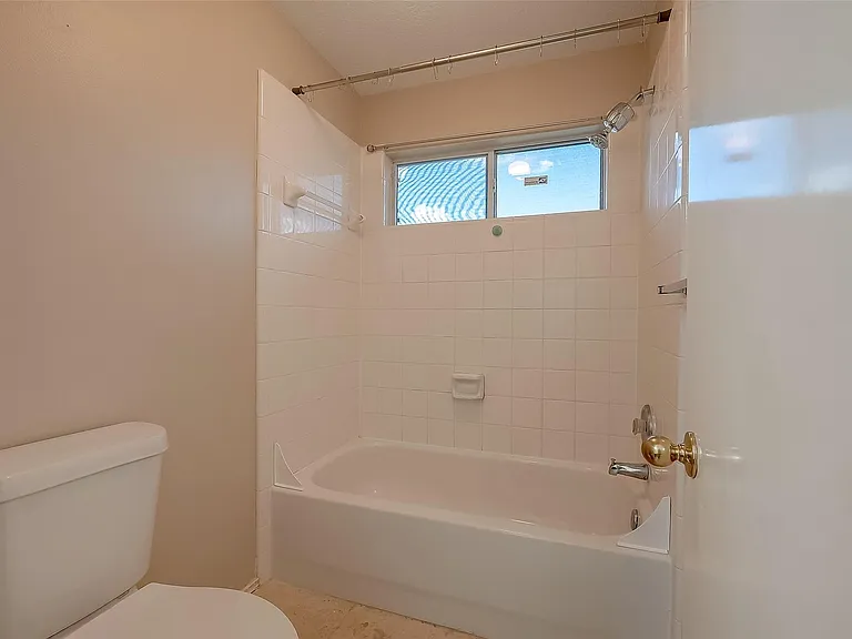 10902 Primrose Acres Ln — Photo 15
