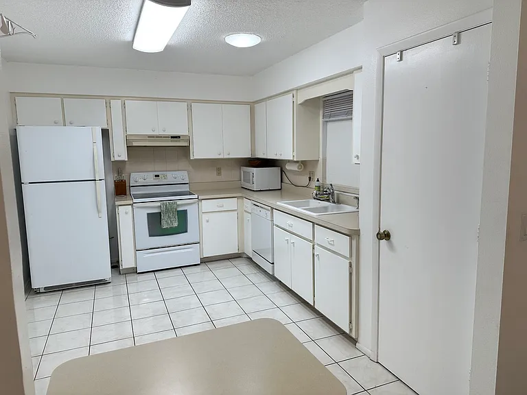 311 Shore T Rd — Photo 10