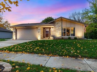 1939 Empire Dr, Waukesha, WI 53186